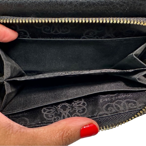 Enzo Angiolini Black Leather Wristlet Wallet - Picture 4 of 6